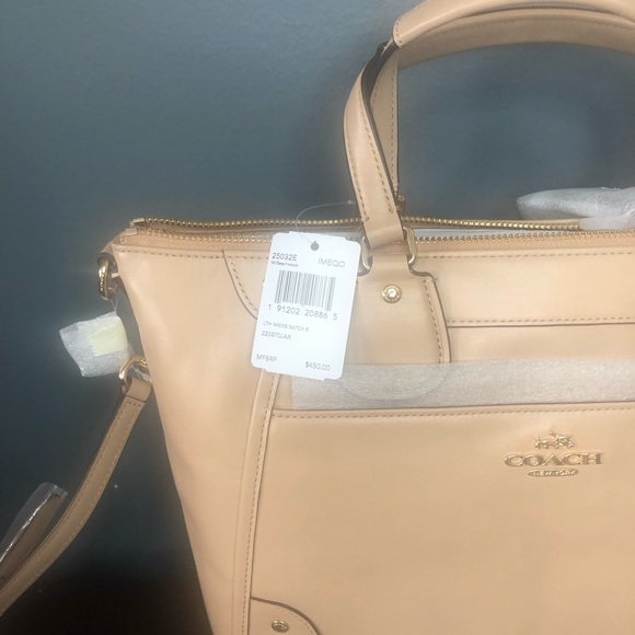Coach Purse Authentic New with tags - Picture 1 of 2
